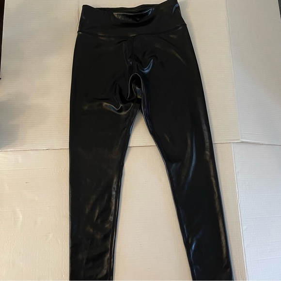 NWOT Electric Yoga Widow Coated Leggings - Picture 5 of 7